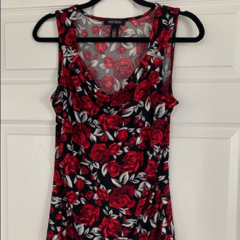 Rose print sleeveless top